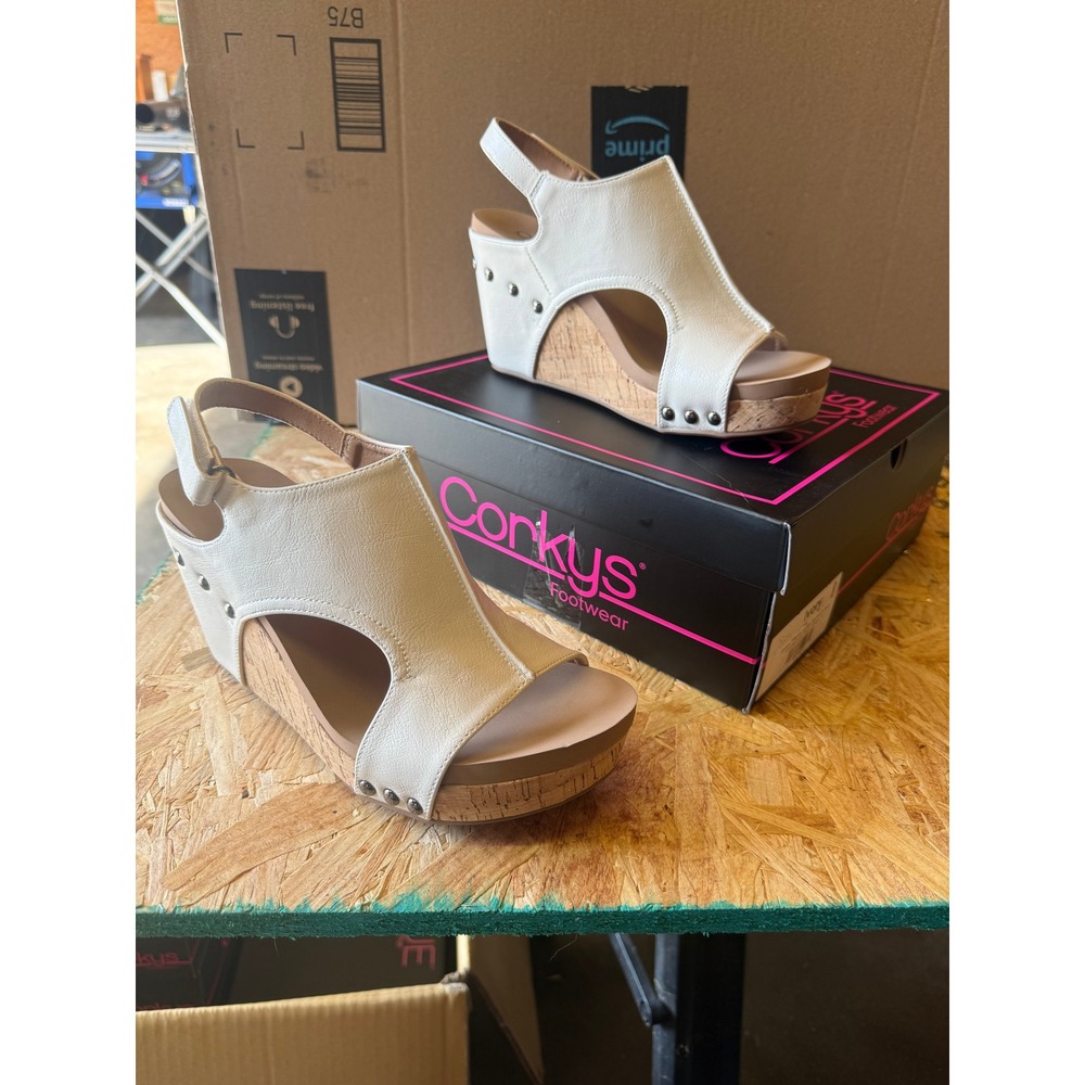 Corkys Tiffanee Ivory Wedge Sandals Studded Slingback Platform Heels Size 8